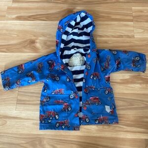 Adorable Blue Hatley Tractor Kids Raincoat Sz 12-18 months